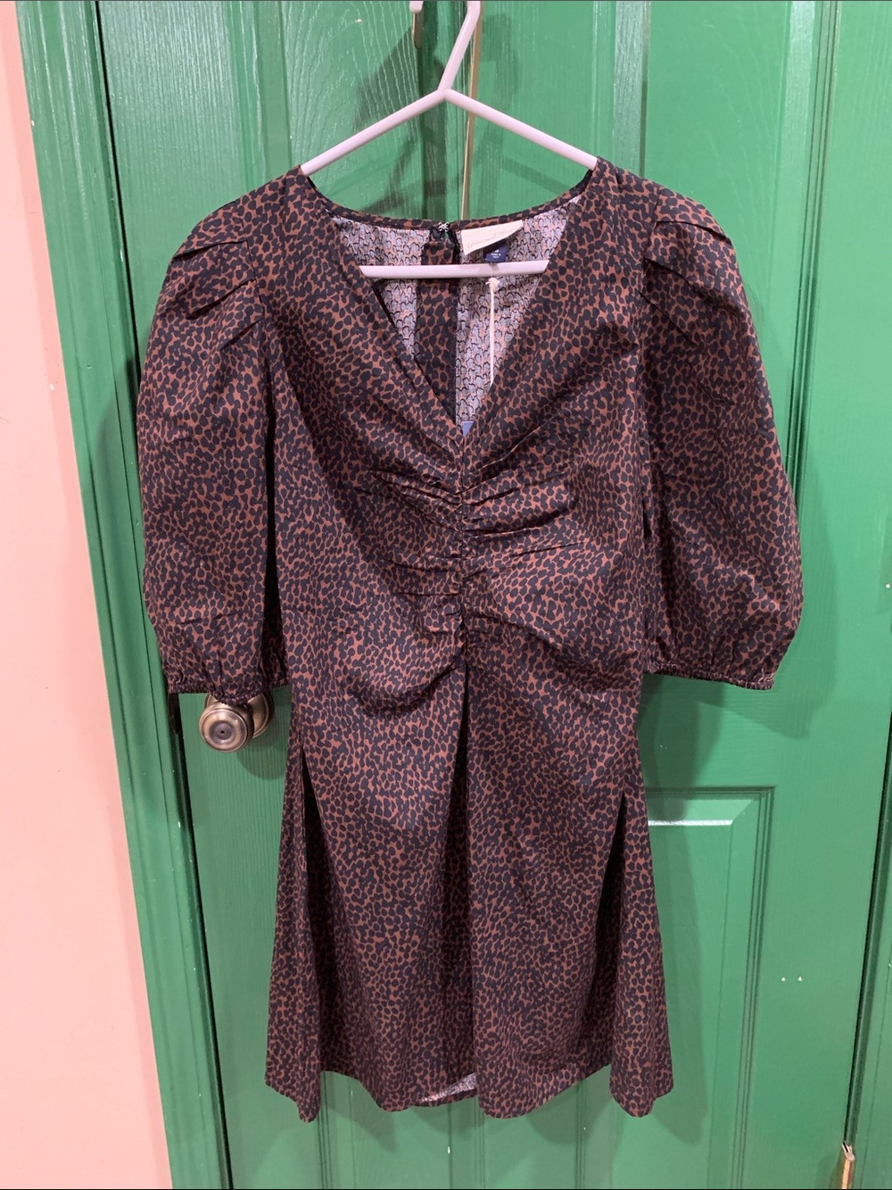 Universal Thread Brown Leopard Print Puff-Sleeve Dress